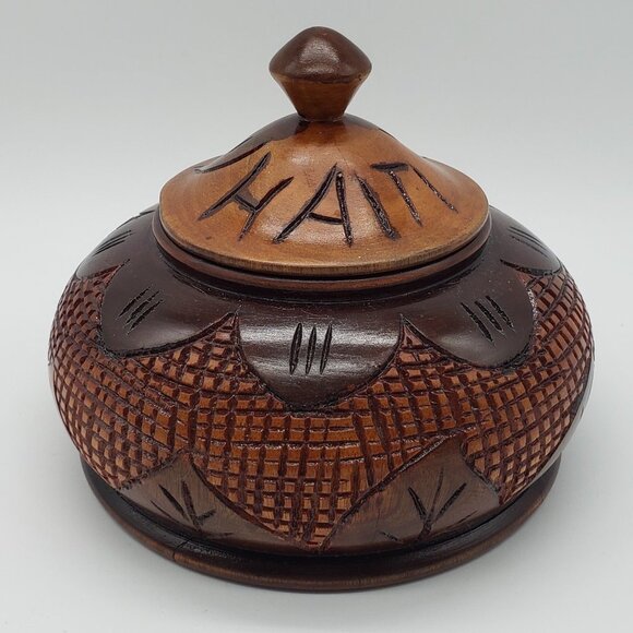 Haiti Two-Toned Hand Carved Wooden Floral Trinket Box or Bowl with Lid - Picture 11 of 12